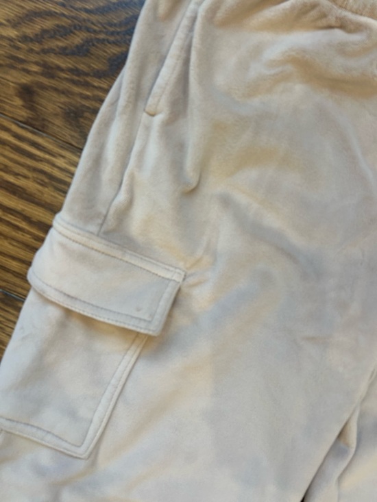 Barefoot Dreams Cozy Plush Lounge Shorts in Light Taupe - Picture 2 of 3